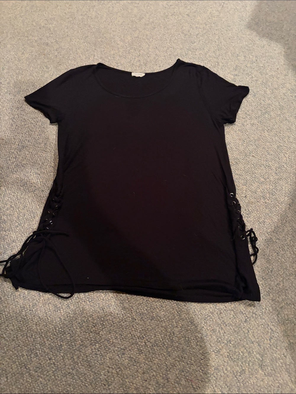 Blu Planet Black Short Sleeve Lace-Up Side Tee